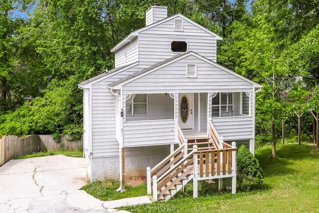 Foto del edificio - 221 Clydesdale Ln SE