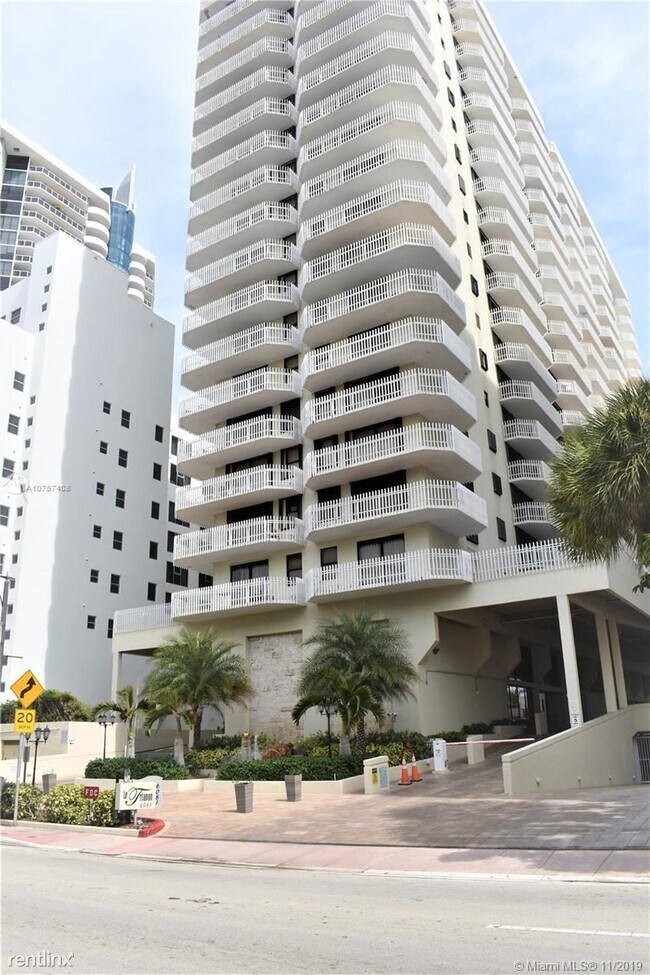 6061 Collins Ave, Miami Beach, FL 33140 Apartment for Rent in Miami