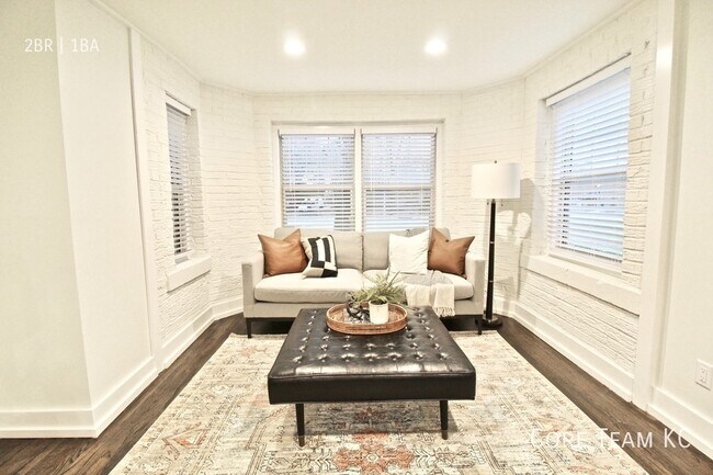 Building Photo - 2 Bedroom at Roanoke Apartments