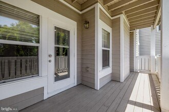 Building Photo - 14301 Grape Holly Grove