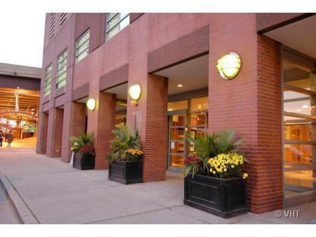 Foto principal - 474 N Lake Shore Dr