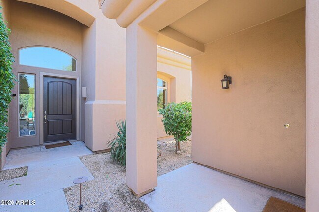 Building Photo - 8261 E Tailspin Ln