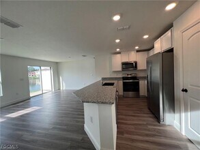 Building Photo - 6391 Brant Bay Blvd