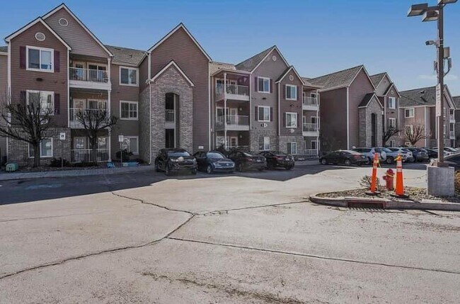 Building Photo - 200 Talus Way