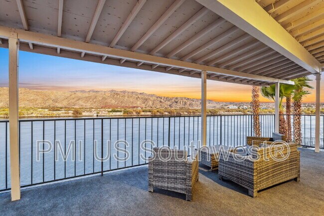 Foto del edificio - 437 Riverfront Dr