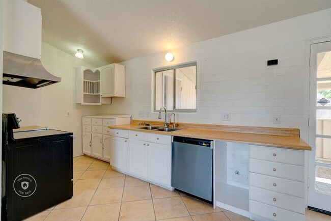 Foto del edificio - 3601 W Ruth Ave