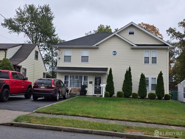 Building Photo - 424 Remsen Ave