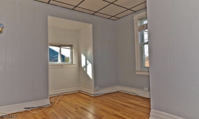 Building Photo - 107 Glenridge Ave