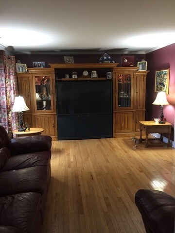Foto del edificio - 7930 Farmhouse Rd