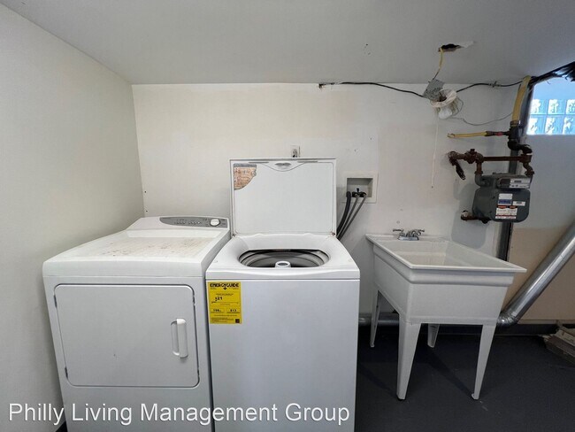 Foto del edificio - 2 br, 1 bath House - 1007 S. Chadwick Street