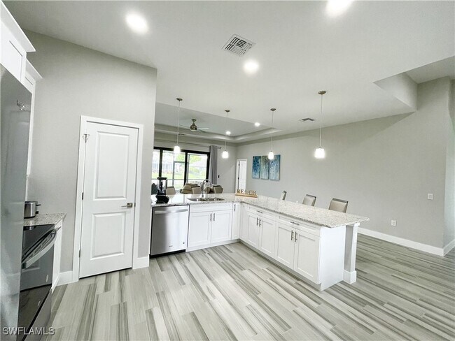 Foto del edificio - 812 SW 8th Pl