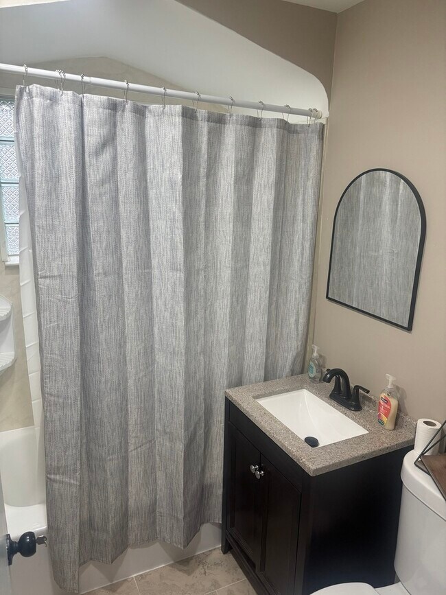 Foto del edificio - 3334 Prairie Ave