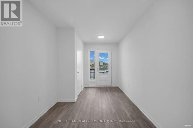 Photo du bâtiment - 14 Matawin Ln