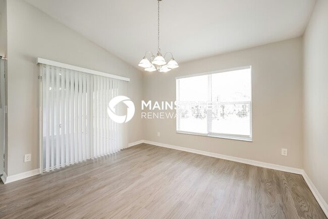 Building Photo - 3 Bedroom Pet-Friendly Home in North Port,...