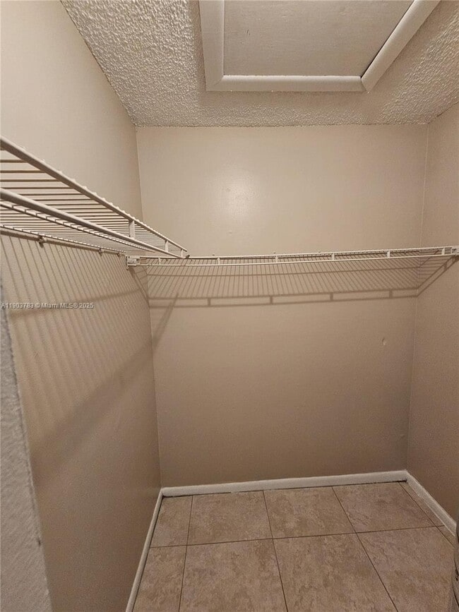 Foto del edificio - 1630 Sandpiper Blvd