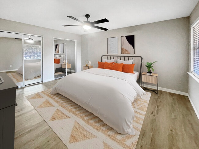 Building Photo - The Grove