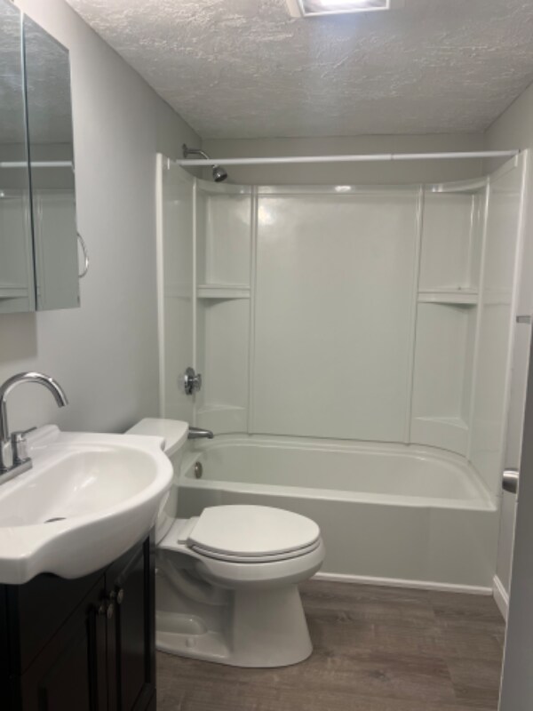 Building Photo - 26 Varney St