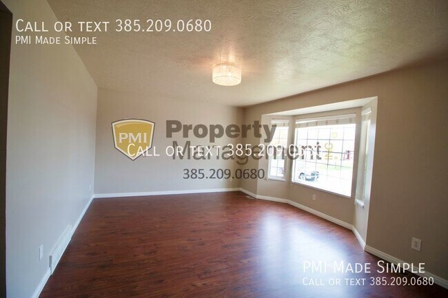Building Photo - Huge Twin Home in Springville! DISCOUNTED ...