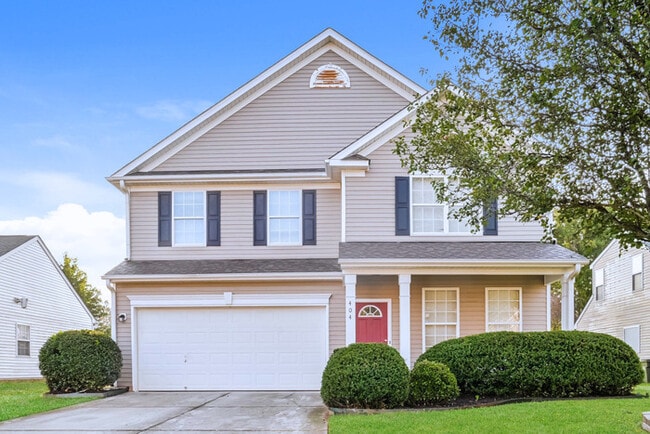 Building Photo - 404 Vineyard Ln