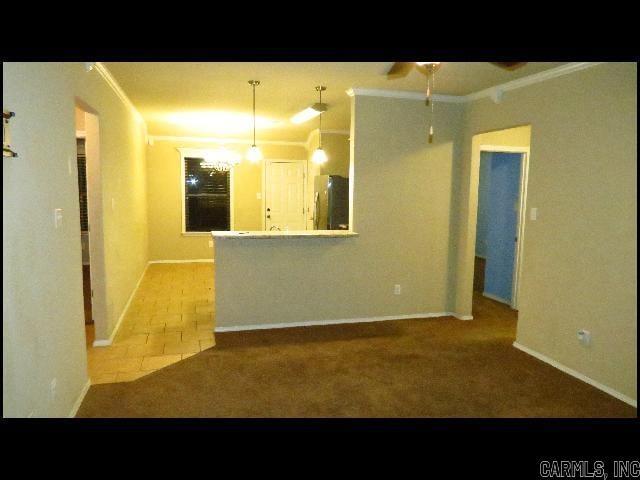 Building Photo - 9097 Pleasant Valley Dr