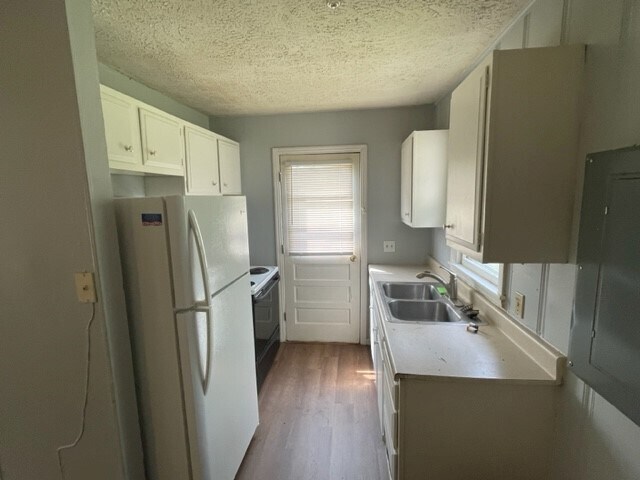 Foto del edificio - 2111 S Walnut Ln