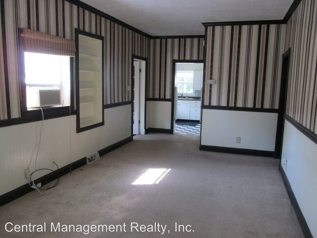 Building Photo - 1105 Emerson Ave