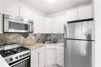Building Photo - 4056 W McNab Rd