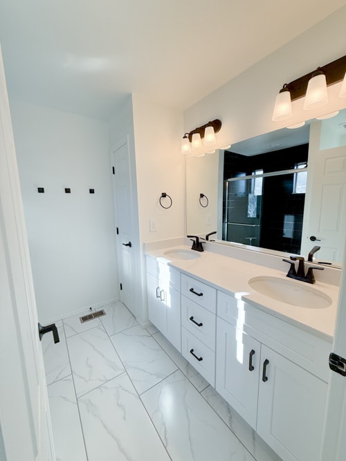 Building Photo - 4441 N Quatar Ct