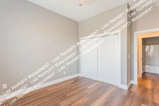Building Photo - 1445 Fagan St