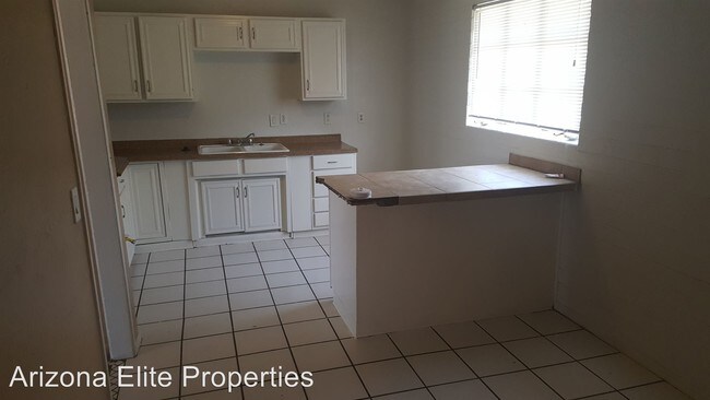 Building Photo - 3721 W Mulberry Dr