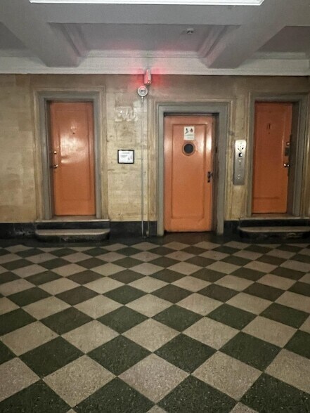 Foto del edificio - 270 Harrison Ave
