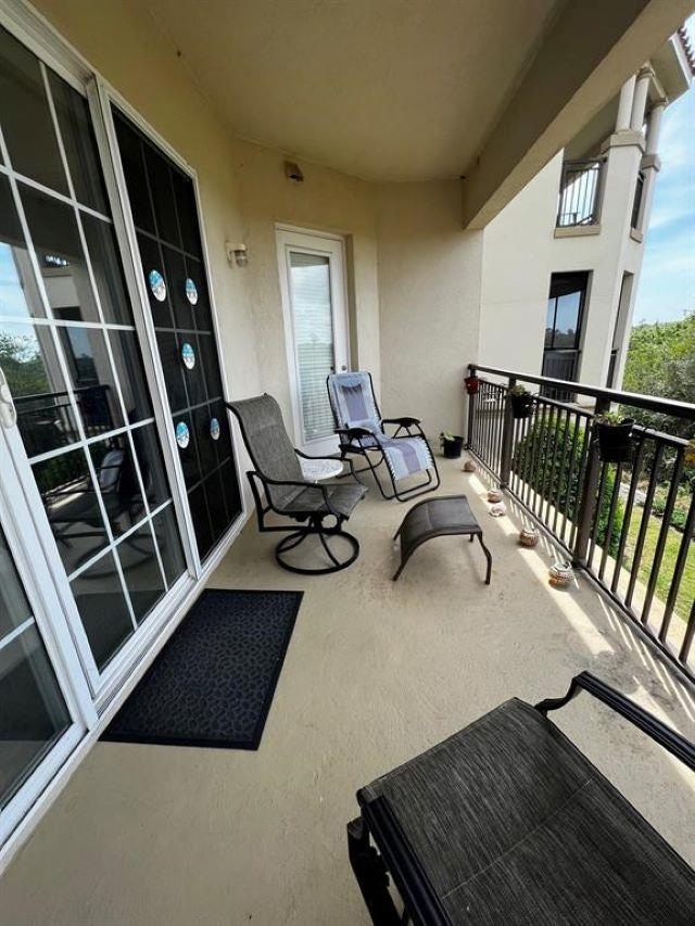 Building Photo - 150 Pantano Cay Blvd