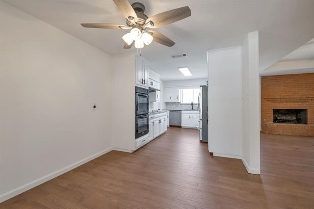 Foto del edificio - 2127 Tanglewood Dr