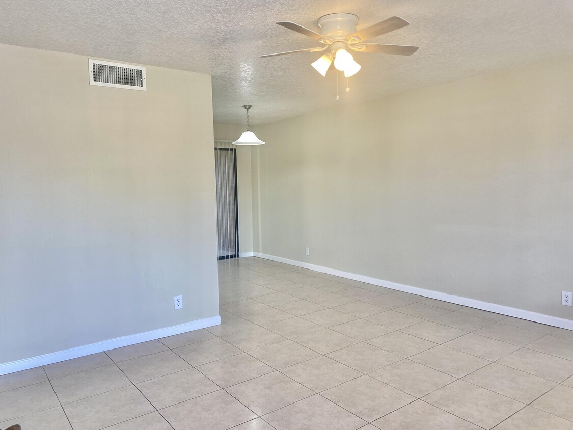 4325 Oak Terrace Dr, Greenacres, FL 33463 - Condo for Rent in ...