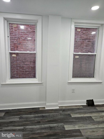 Foto del edificio - 521 N 64th St