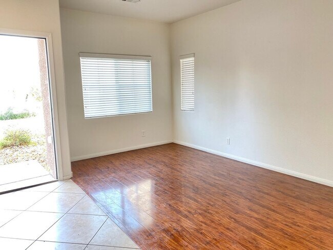 Foto del edificio - Gorgeous  2 story single family house