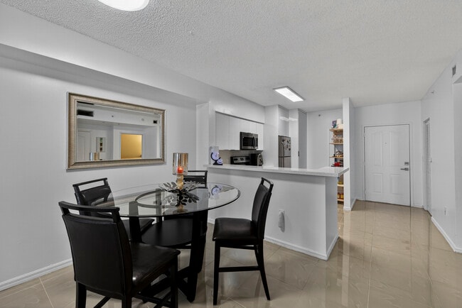 Foto del edificio - 5091 NW 7th St