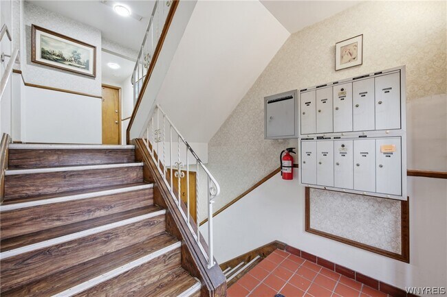 Foto del edificio - 2500 Sheridan Dr