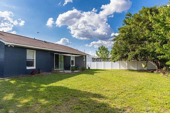 Foto del edificio - 1671 Judith Dr