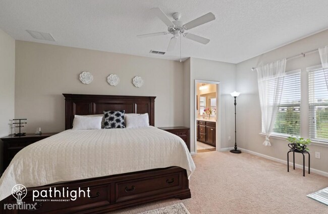 Foto del edificio - 4 br, 3 bath House - 1289 Kendall Drive UNIT