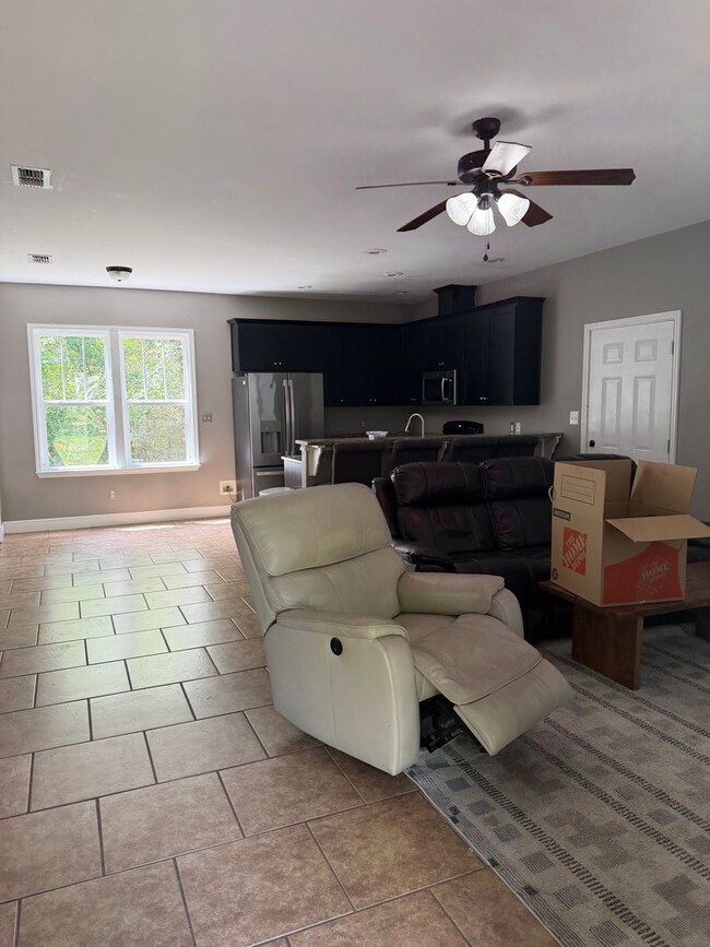 Foto del edificio - 4/4 HOUSE BY DOAK CAMPBELL STADIUM