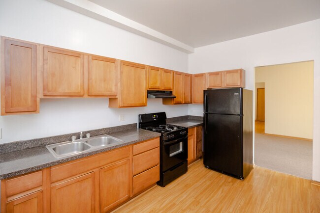Foto del edificio - 4358 S Lake Park Ave