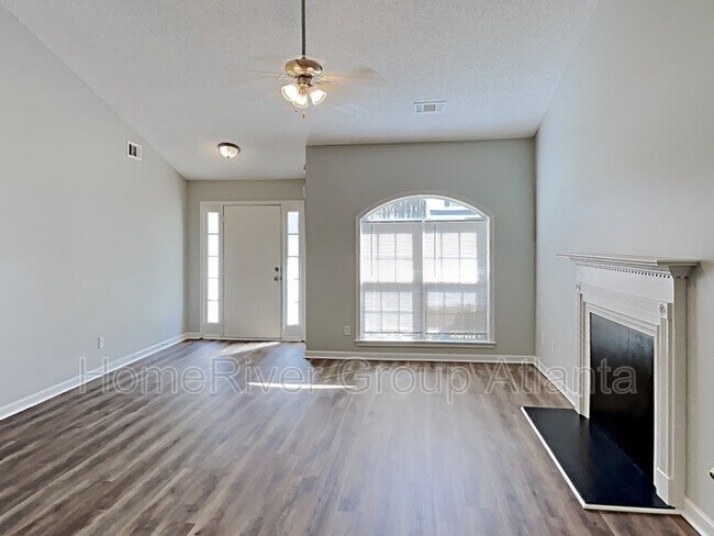 Foto del edificio - 4991 River Overlook Way