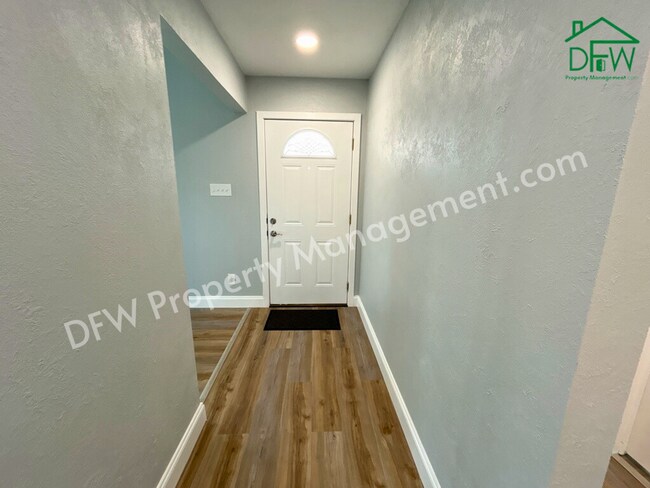 Foto del edificio - Charming 3-Bedroom Family Home for Lease -...