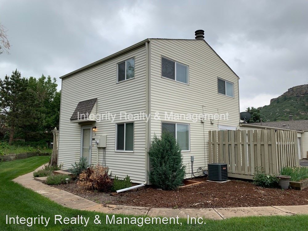 Primary Photo - 3 br, 2.5 bath House - 71 Mountain Shadows Ln