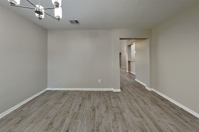 Foto del edificio - 3431 W Rainmill Dr