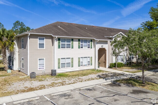 Primario - Lewis Place