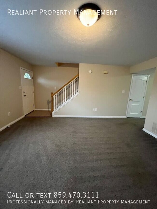 Photo - 235 John Sutherland Dr House