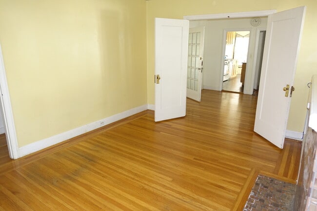 Building Photo - 2573 Virginia St