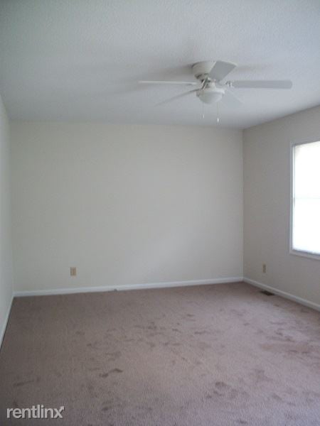 Building Photo - 2 br, 1 bath Duplex - 108 Maplewood Ct Map...